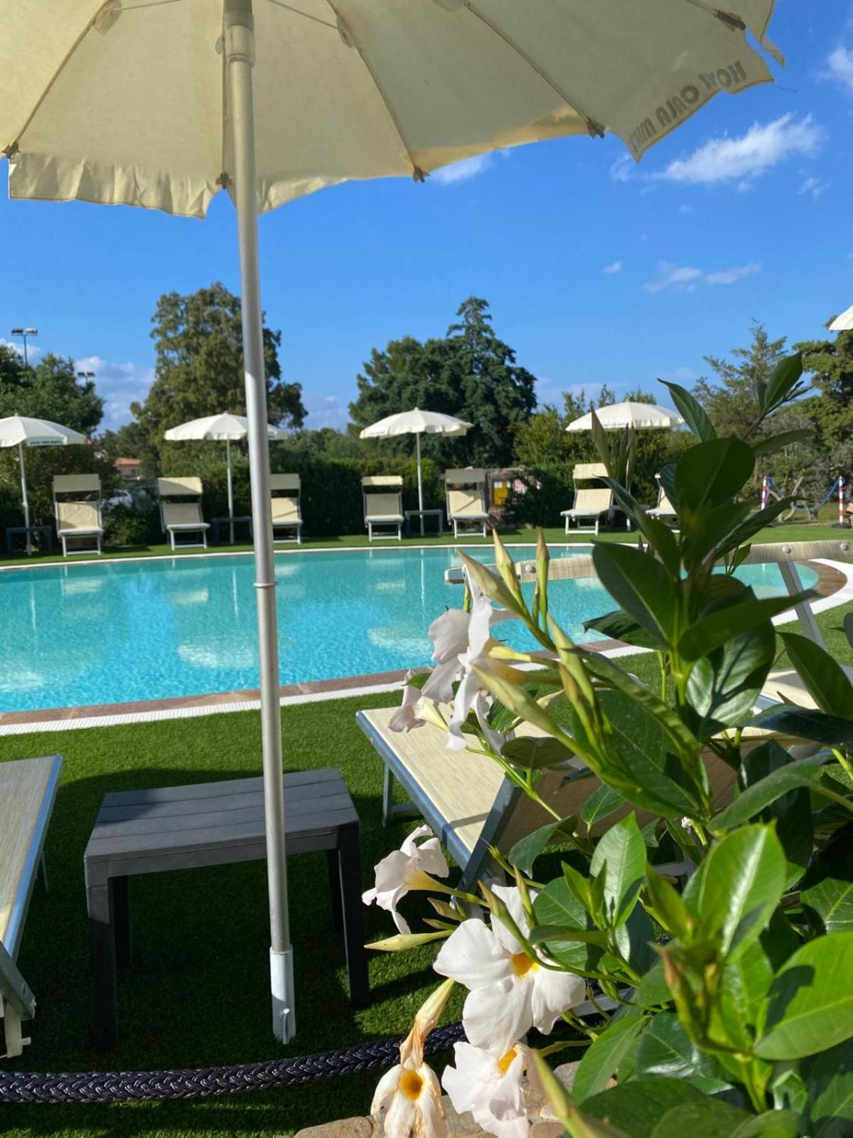Hotel Cala Mirto Budoni Dış mekan fotoğraf